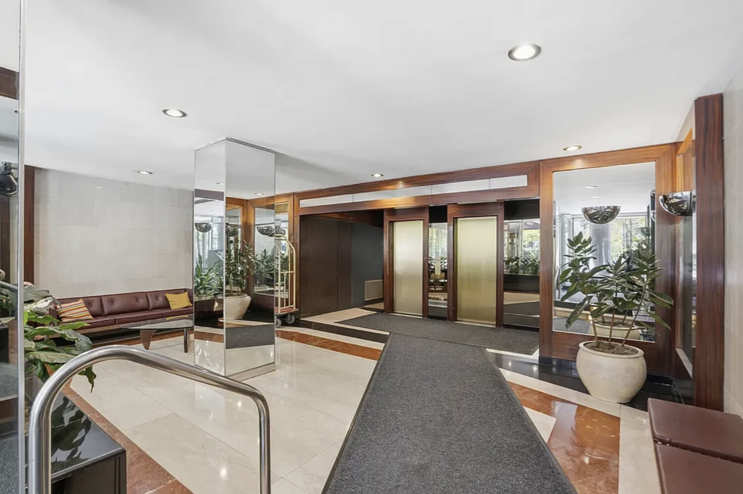 80 PARK Avenue 5D