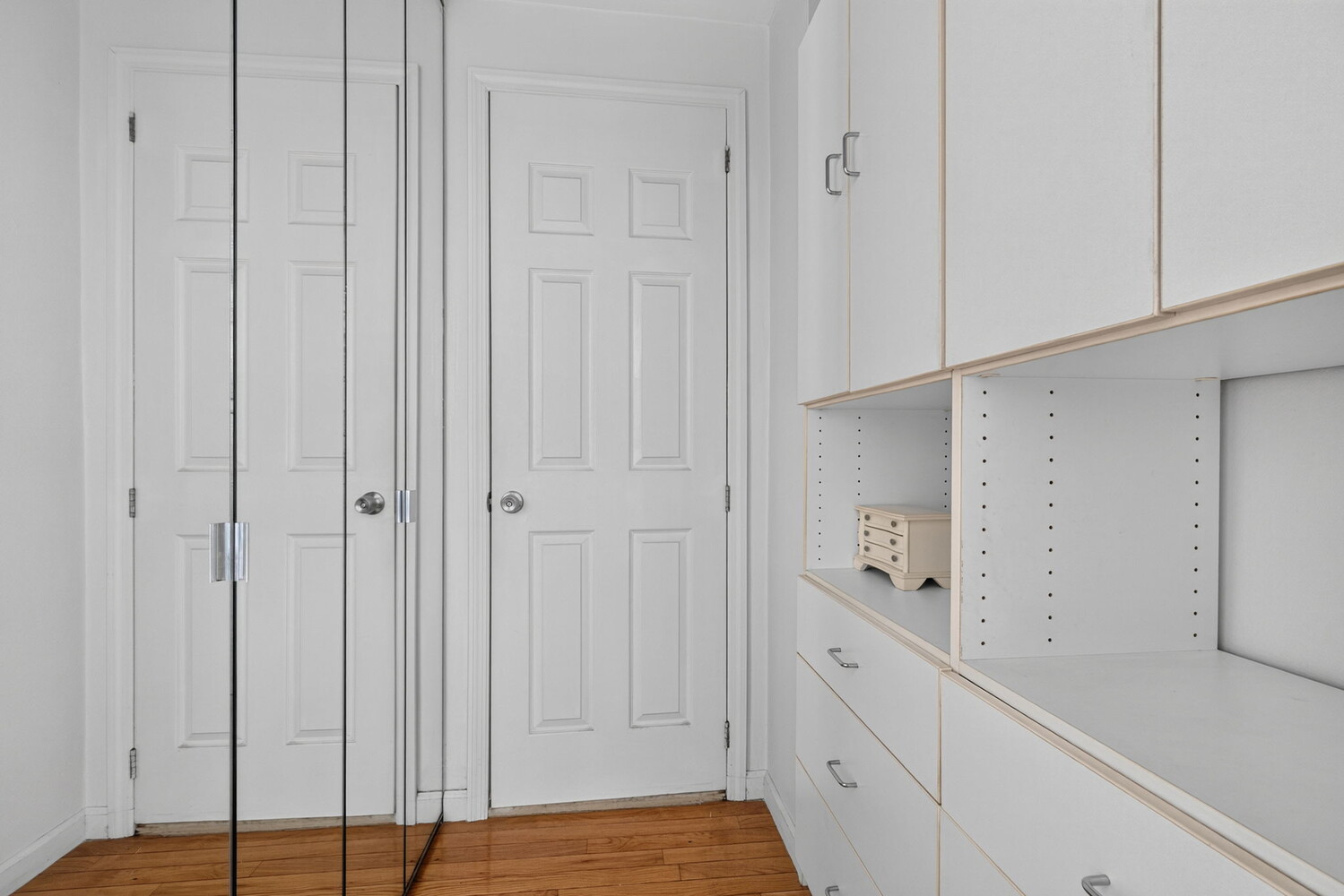 305 E 24TH Street 14K