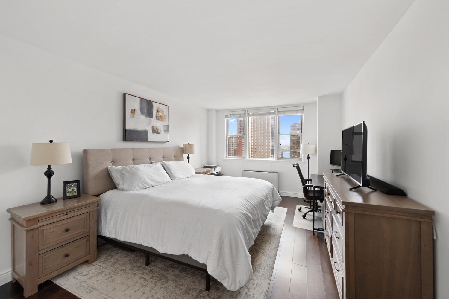 201 E 36TH Street 17D