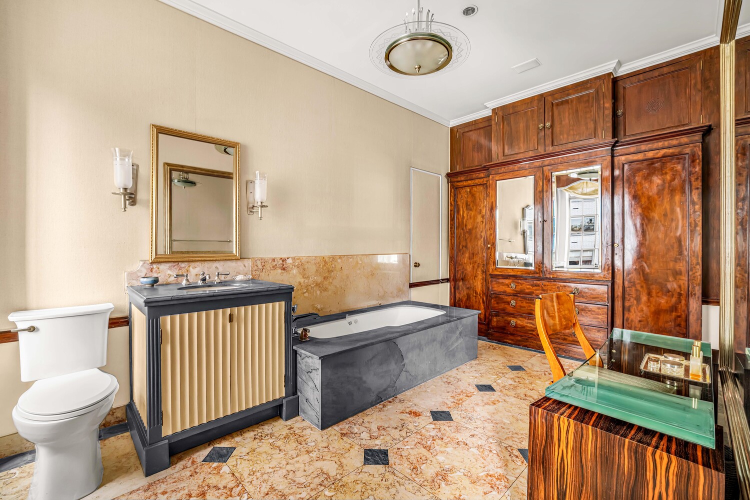 660 PARK Avenue 7THFLOOR