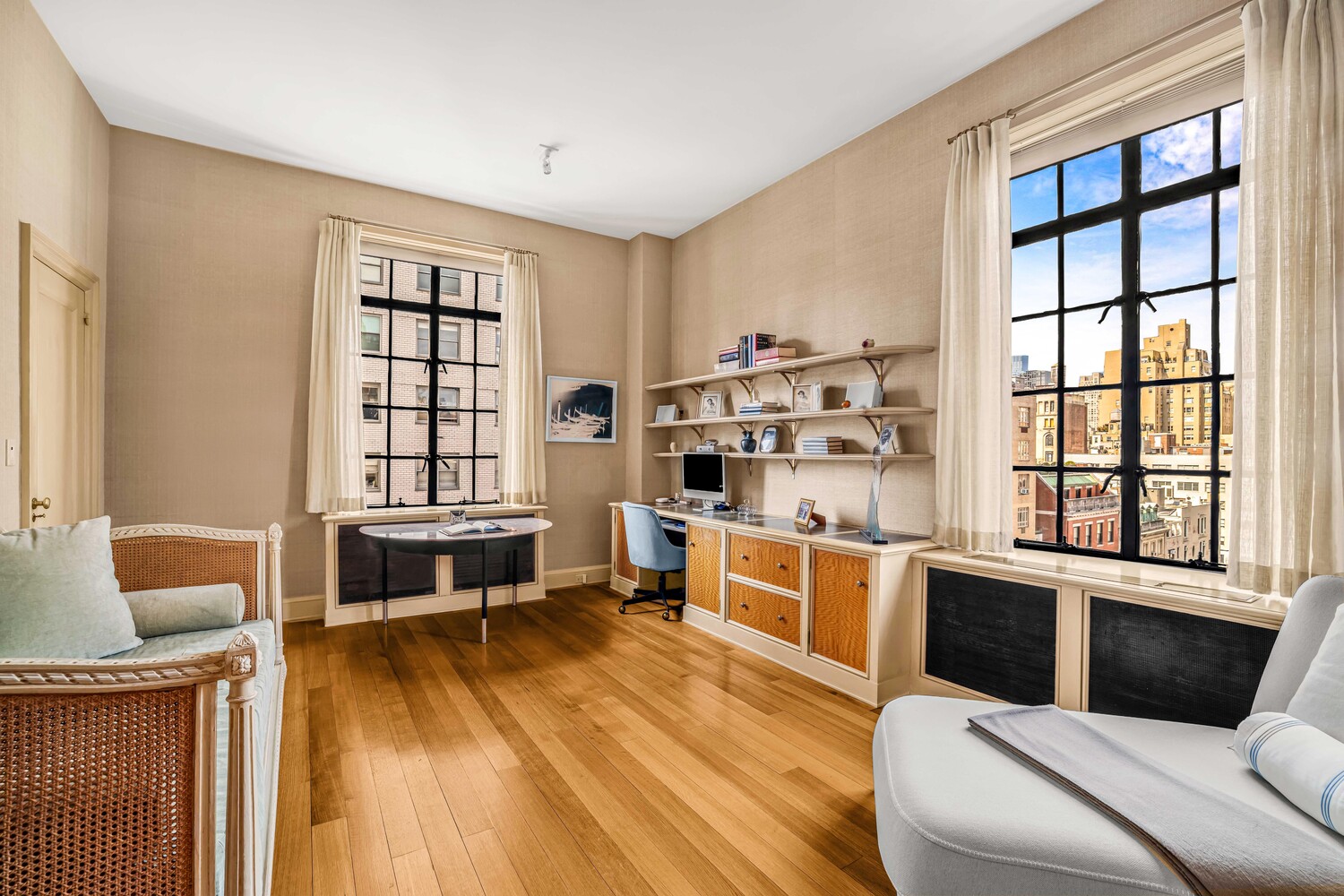 660 PARK Avenue 7THFLOOR