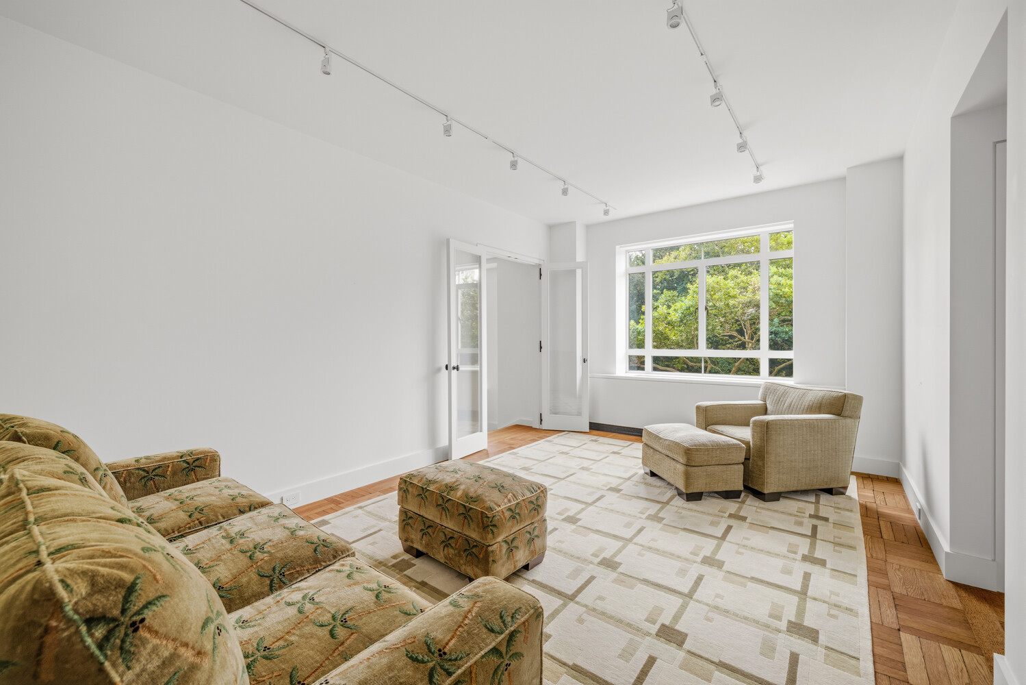 25 CENTRAL Park W 5Q/4P
