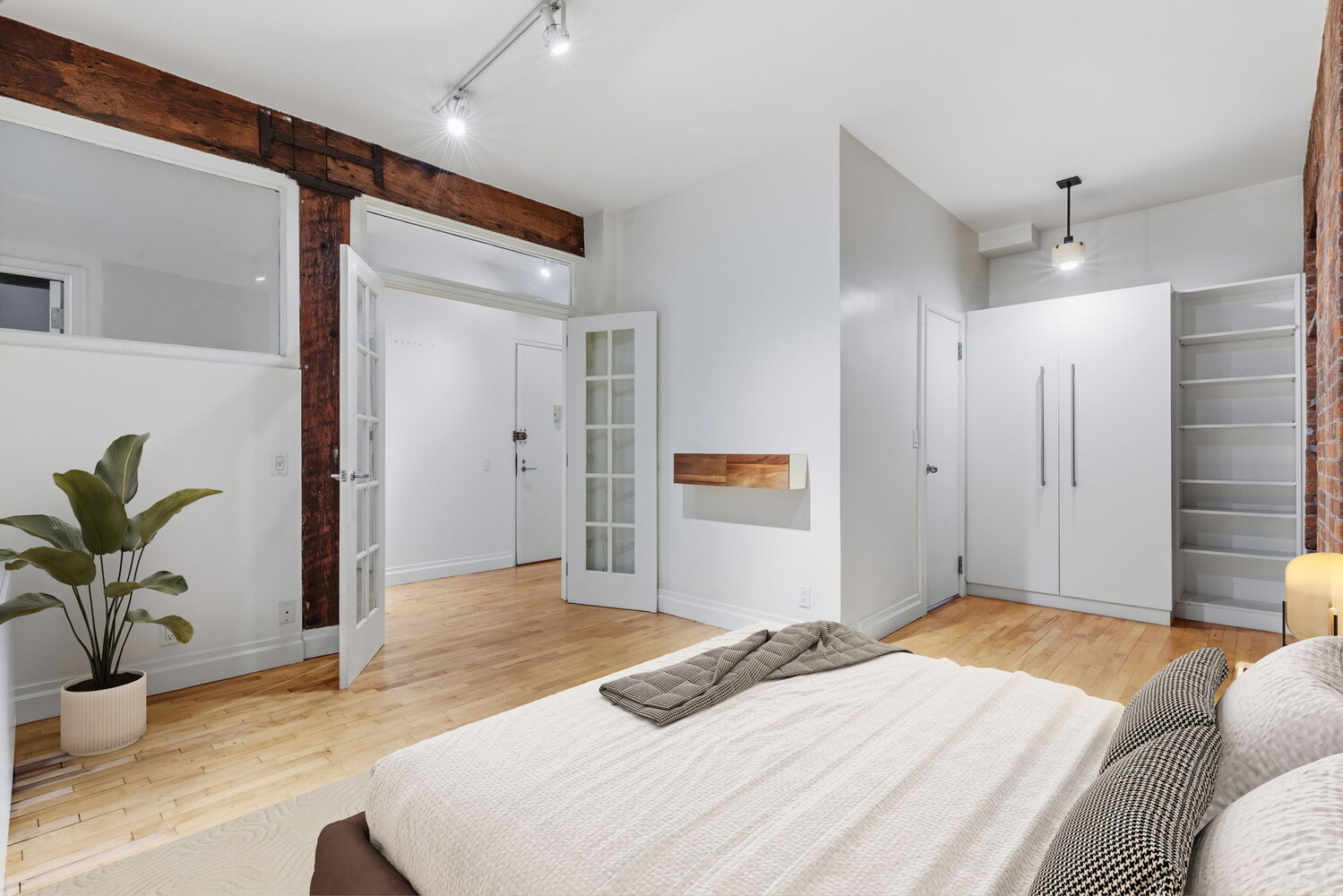 35 BETHUNE Street 5B
