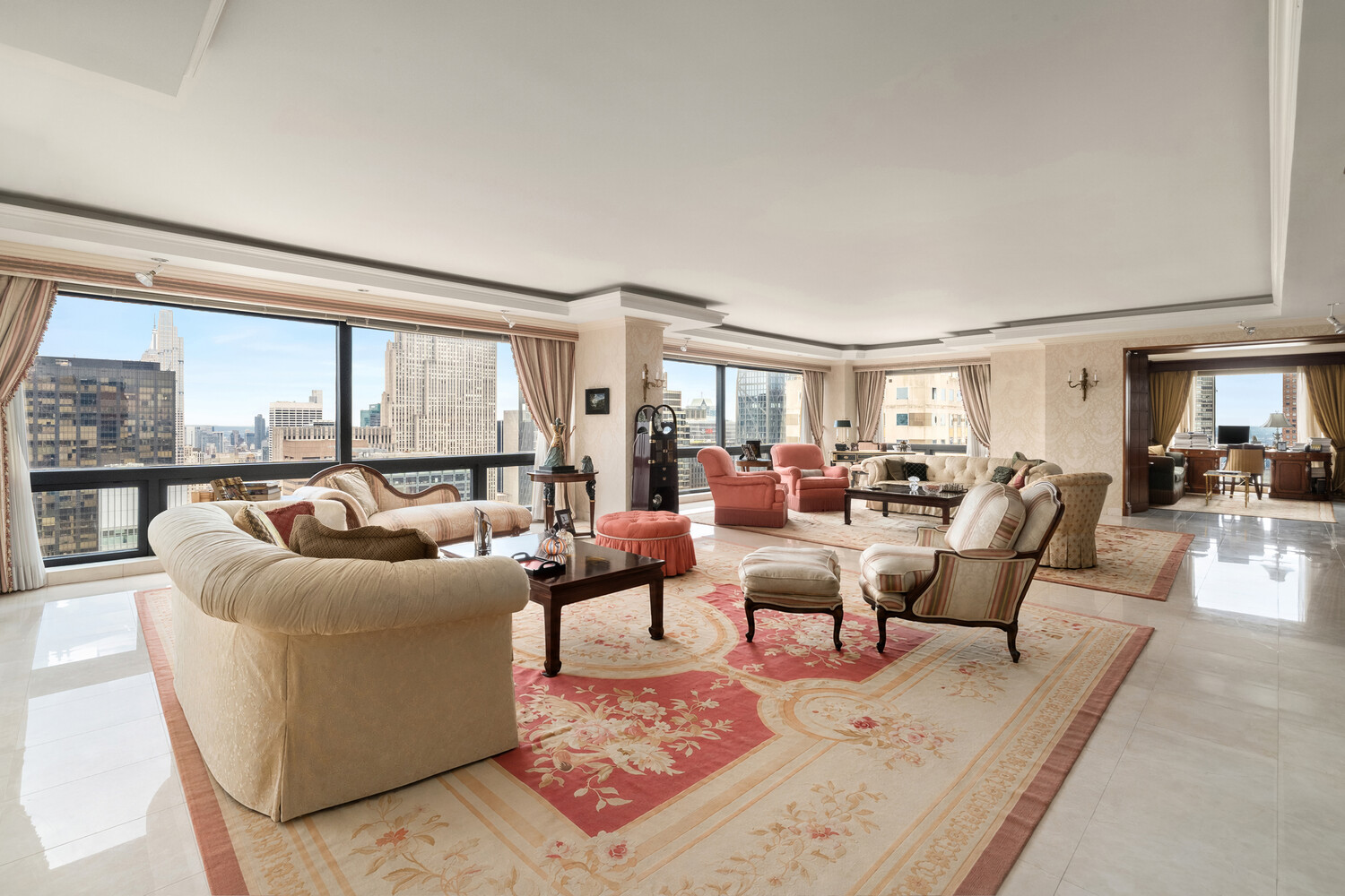 721 5TH Avenue 57AB