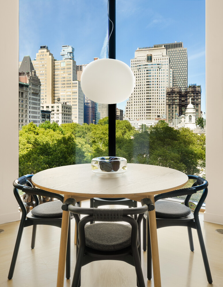 33 PARK Row 6B