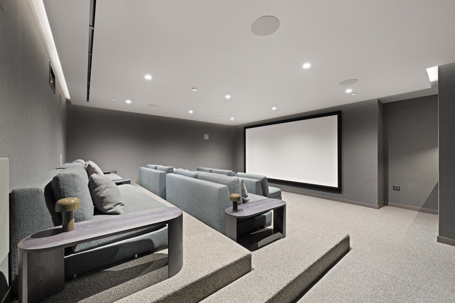 33 PARK Row 6B