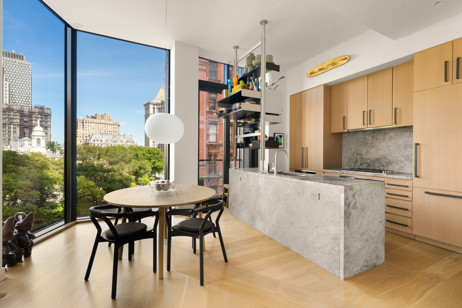 33 PARK Row 6B
