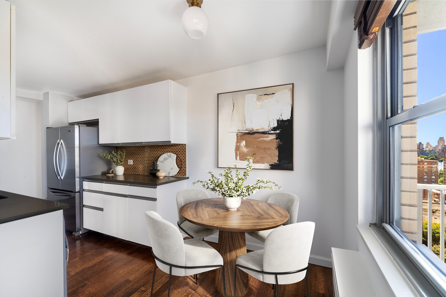 100 W 93RD Street 21J
