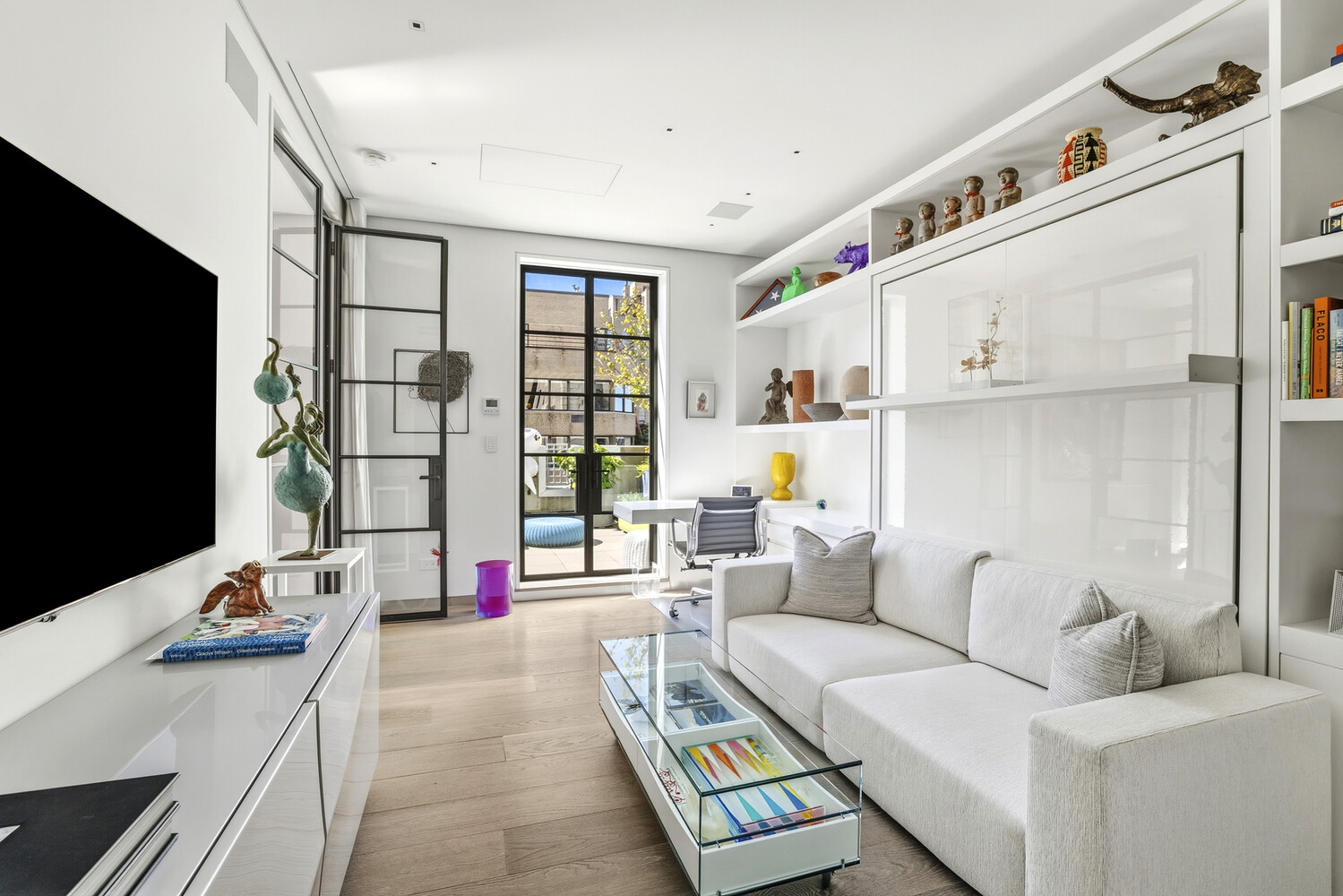 3 E 84TH Street PH