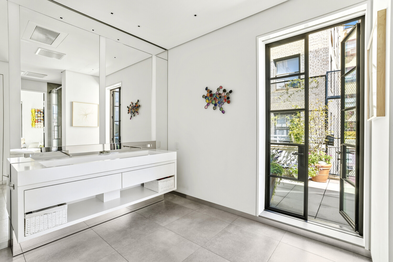3 E 84TH Street PH