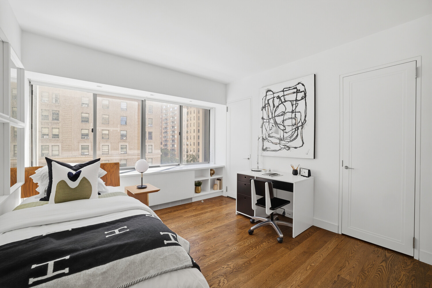 900 PARK Avenue 5B
