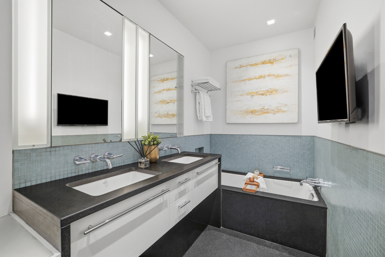900 PARK Avenue 5B