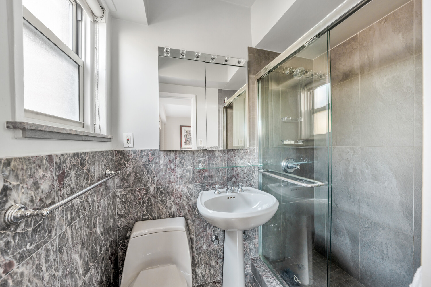 400 E 85TH Street PHA