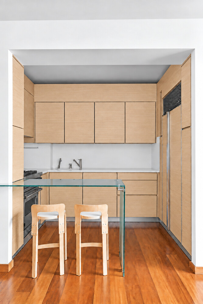 20 E 68TH Street 10DE