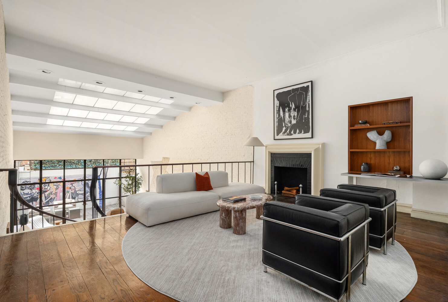 167 E 74TH Street
