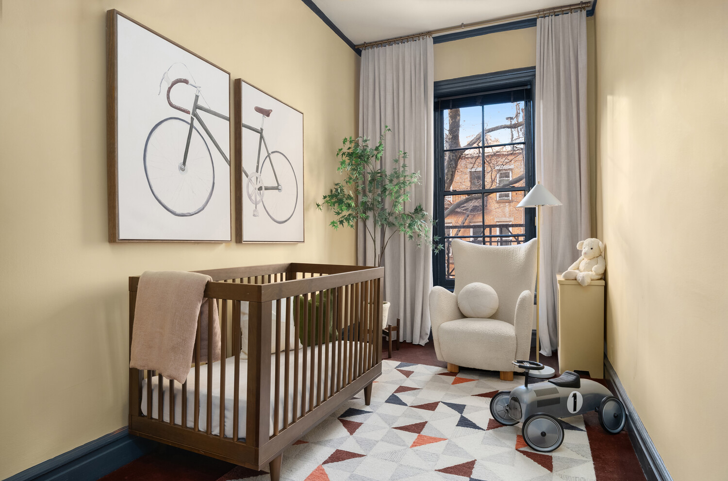 167 E 74TH Street