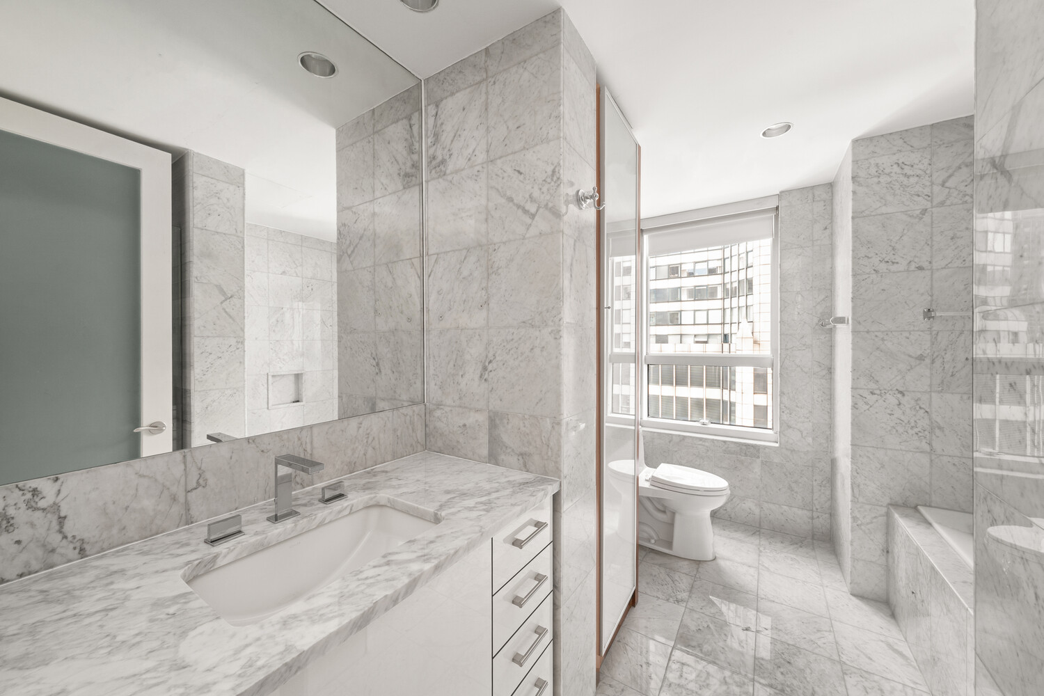 146 W 57TH Street 39D