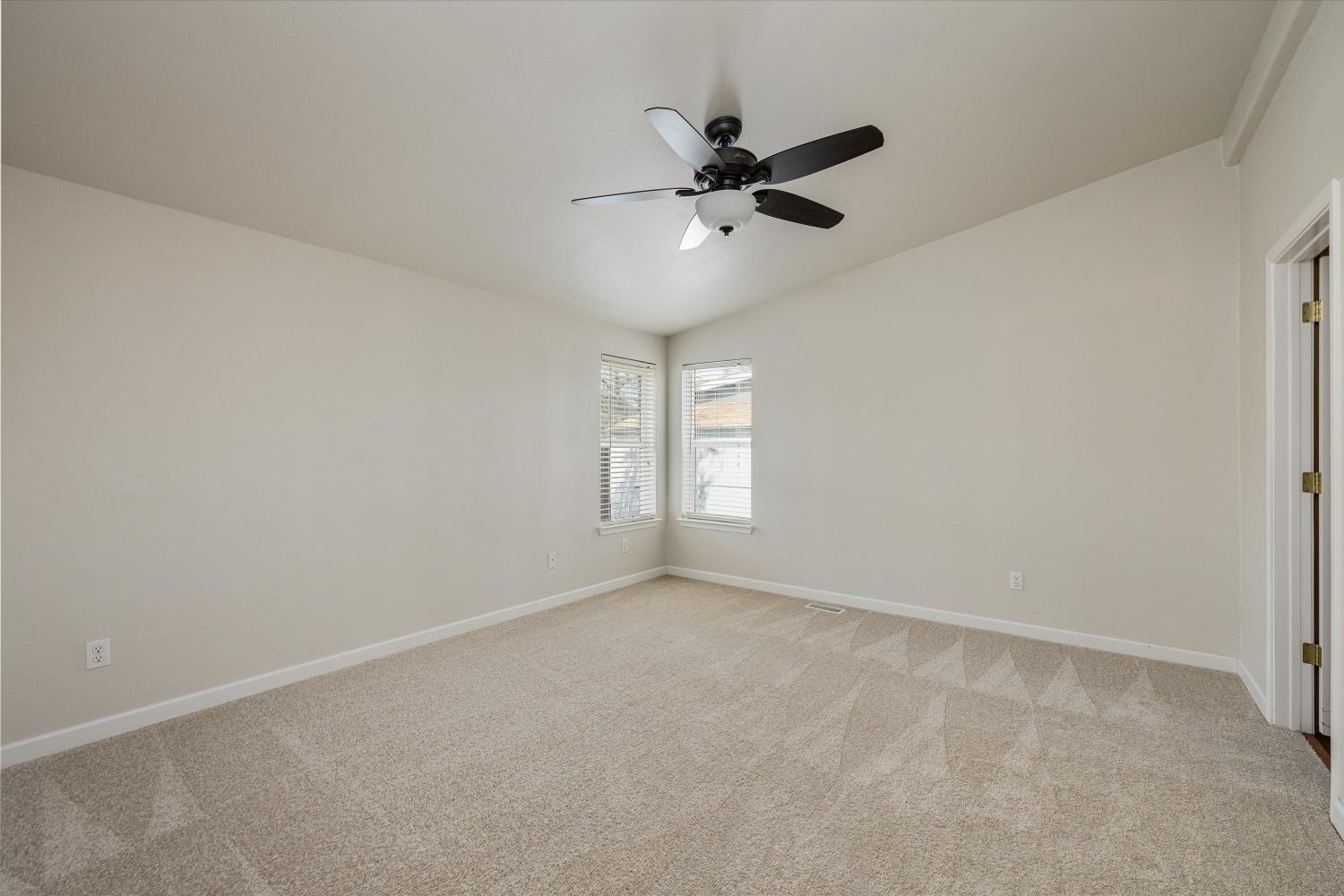 1130 White Rock Road 116