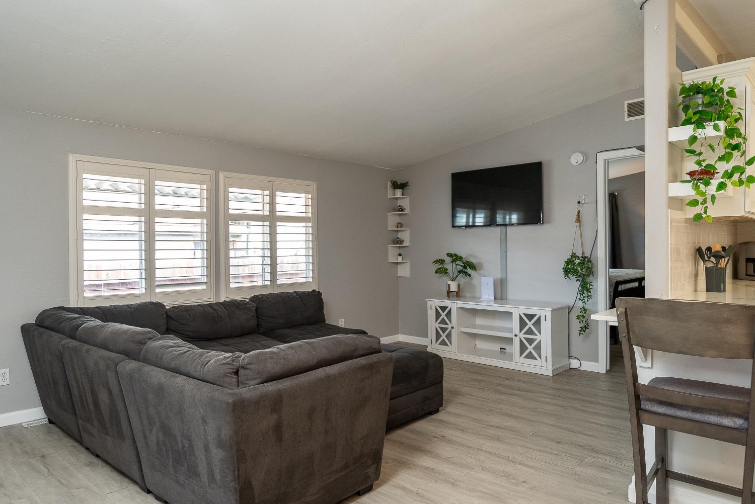 1130 White Rock Road 108