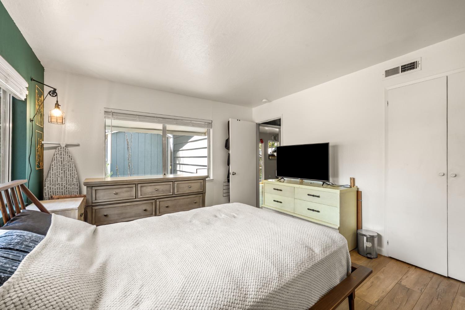 4418 Eight Mile Road