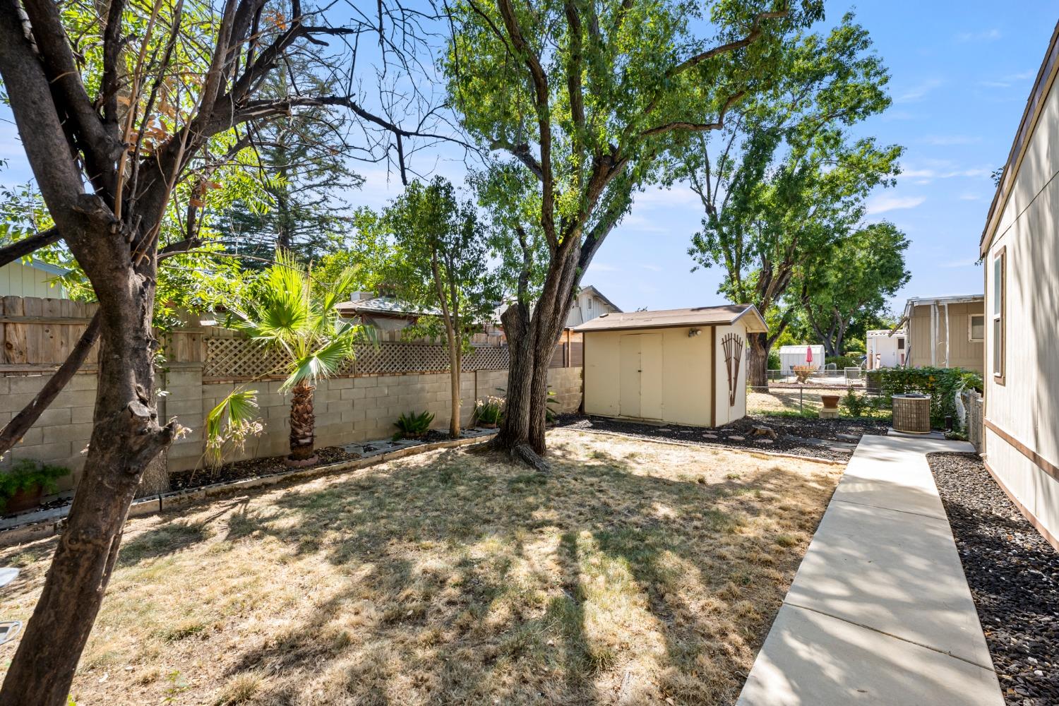 5040 Jackson Street 40