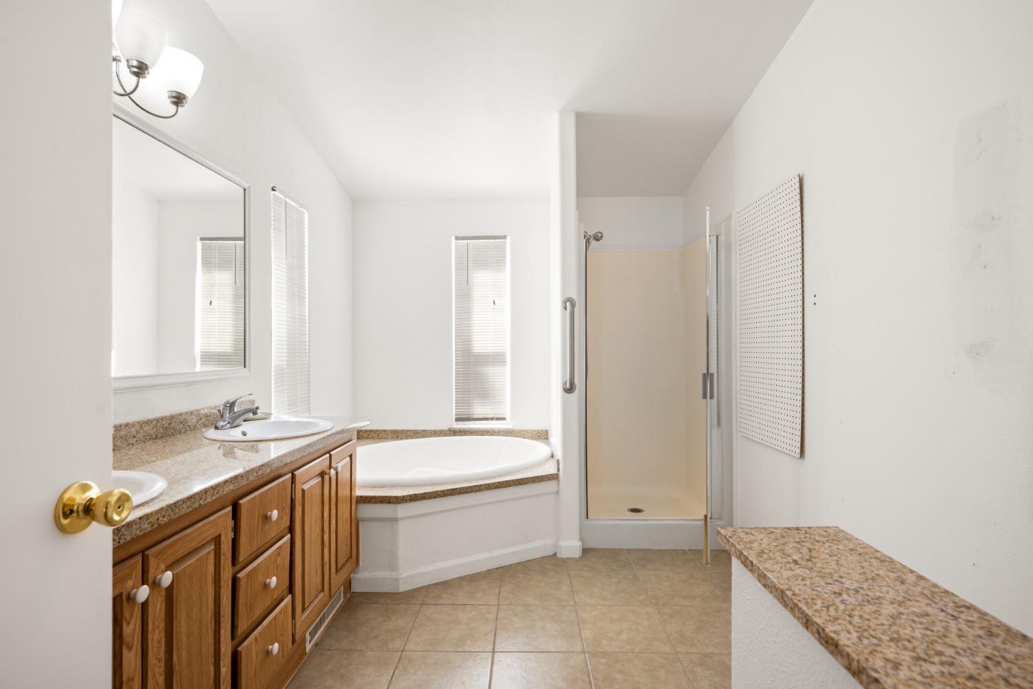 5040 Jackson Street 40