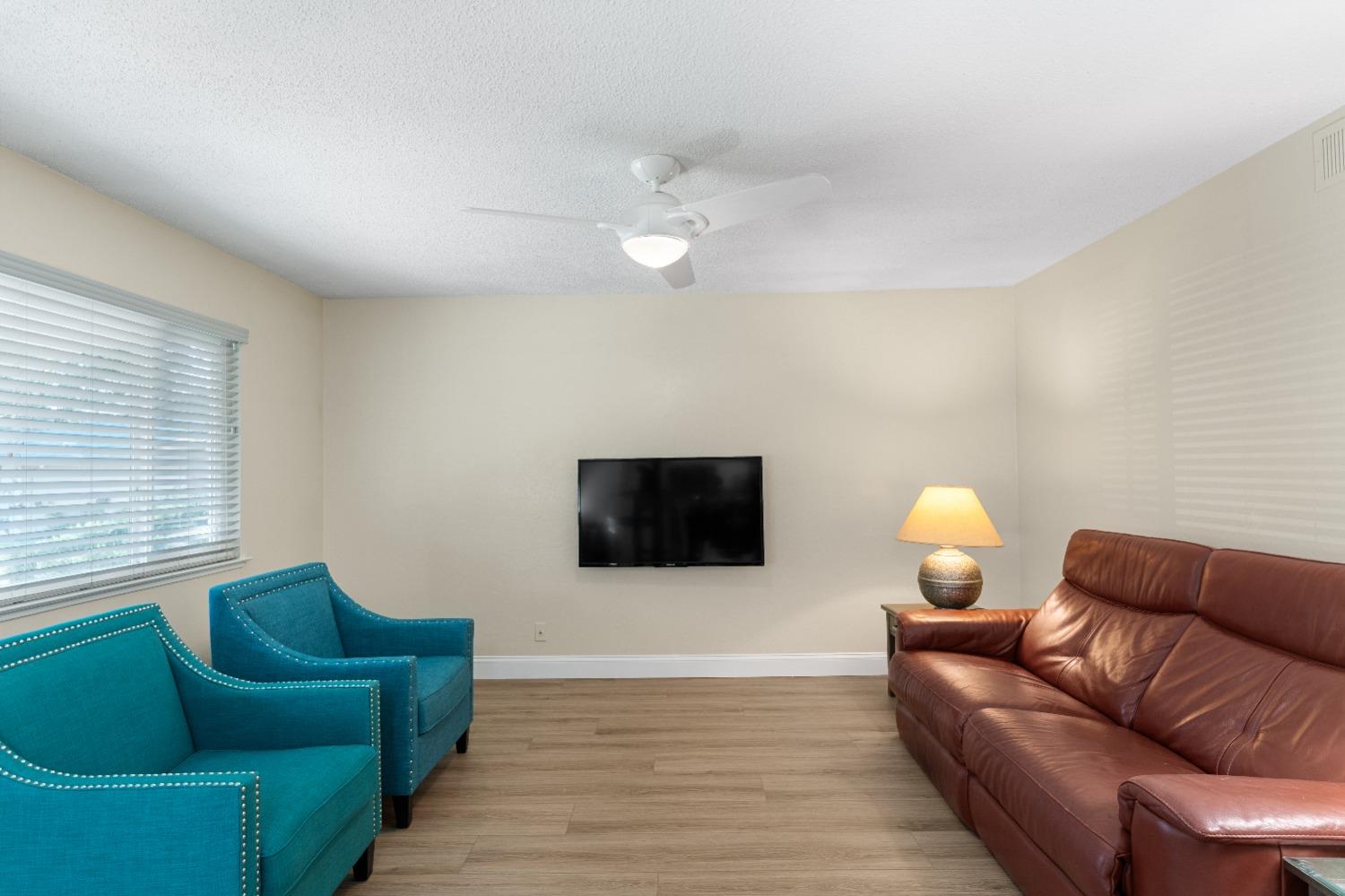 5122 Rhode Island Drive 1