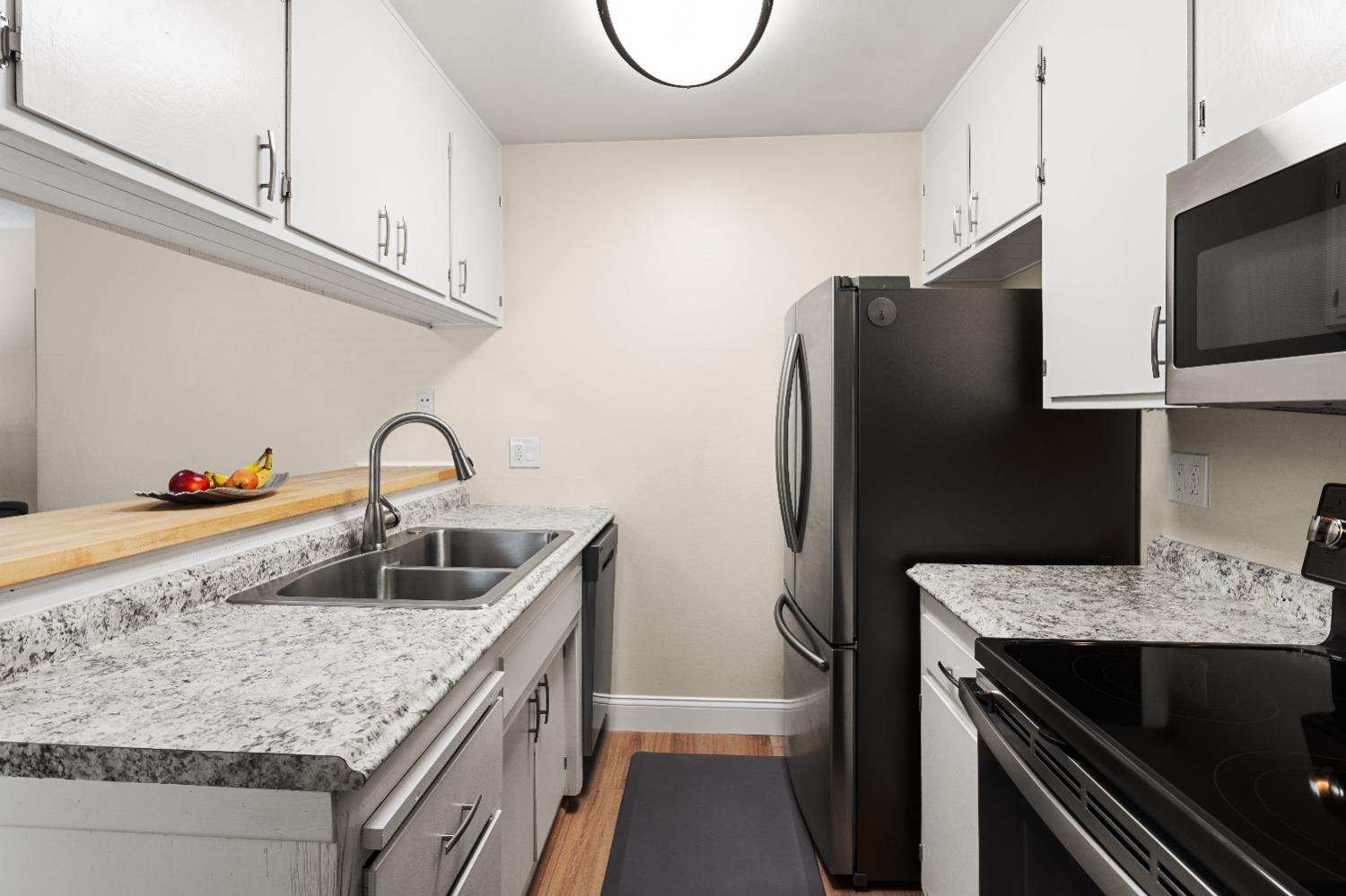 5122 Rhode Island Drive 1