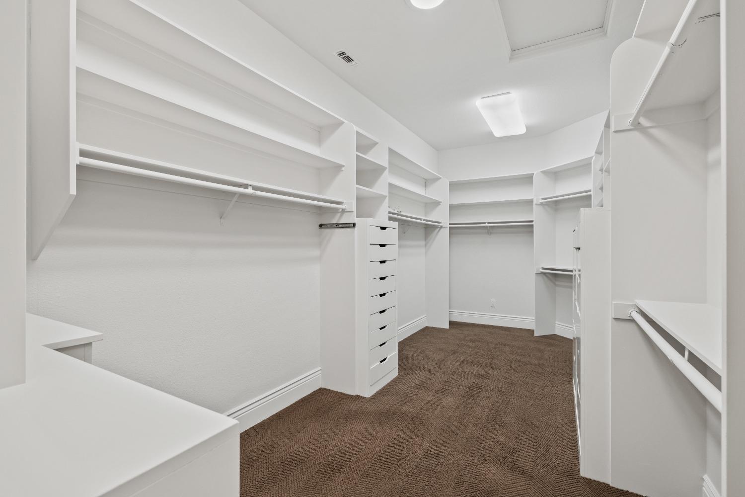 9020 Camino Del Avion