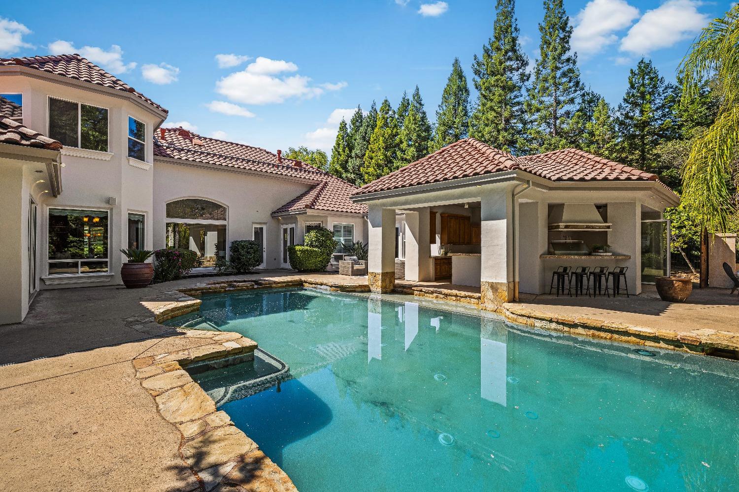 9020 Camino Del Avion