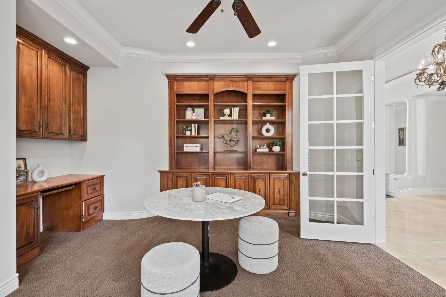 9020 Camino Del Avion