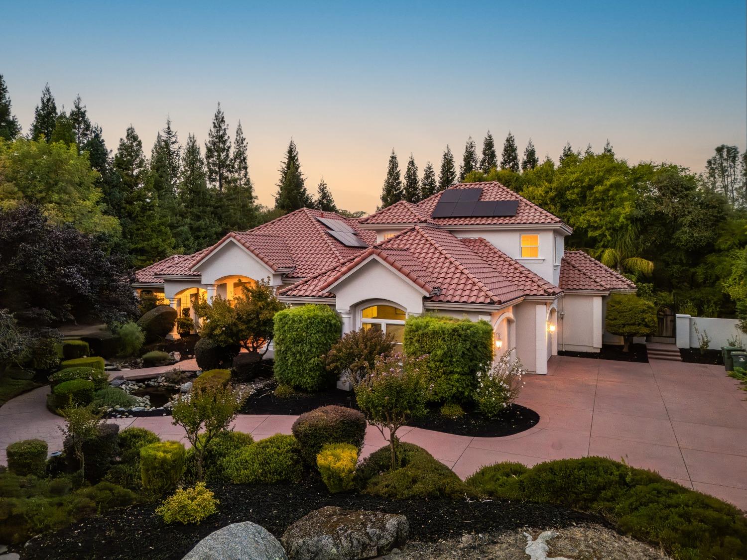 9020 Camino Del Avion