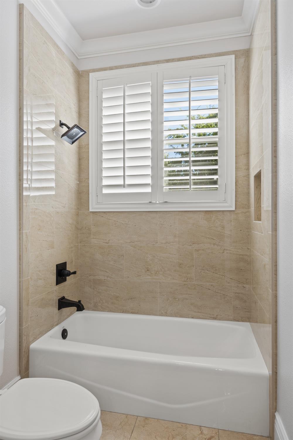 9020 Camino Del Avion