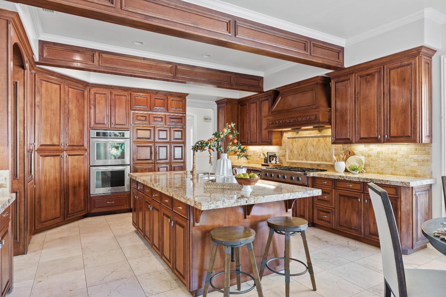 9020 Camino Del Avion