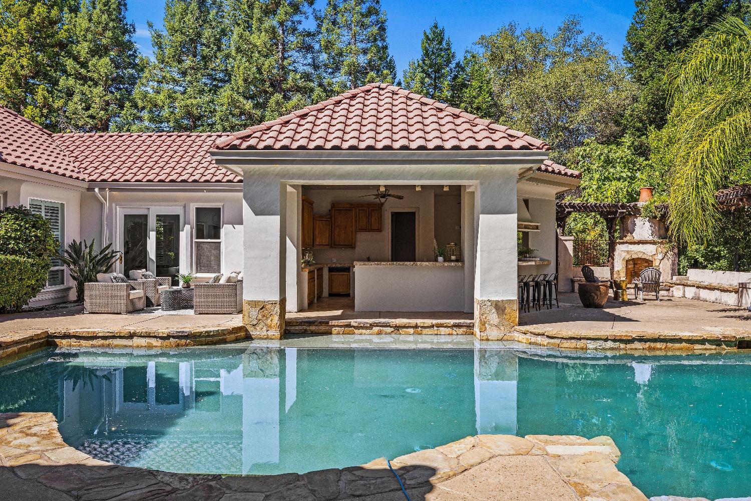 9020 Camino Del Avion