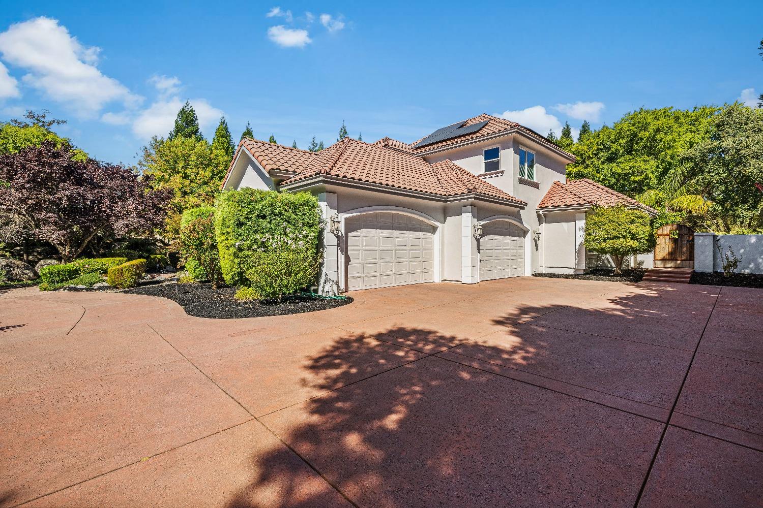 9020 Camino Del Avion