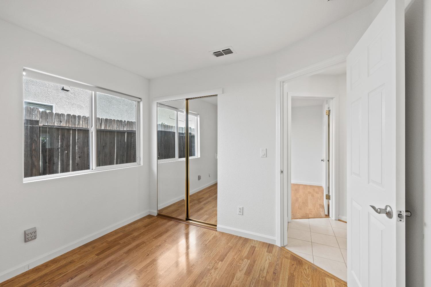 9078 Devon Crest Way