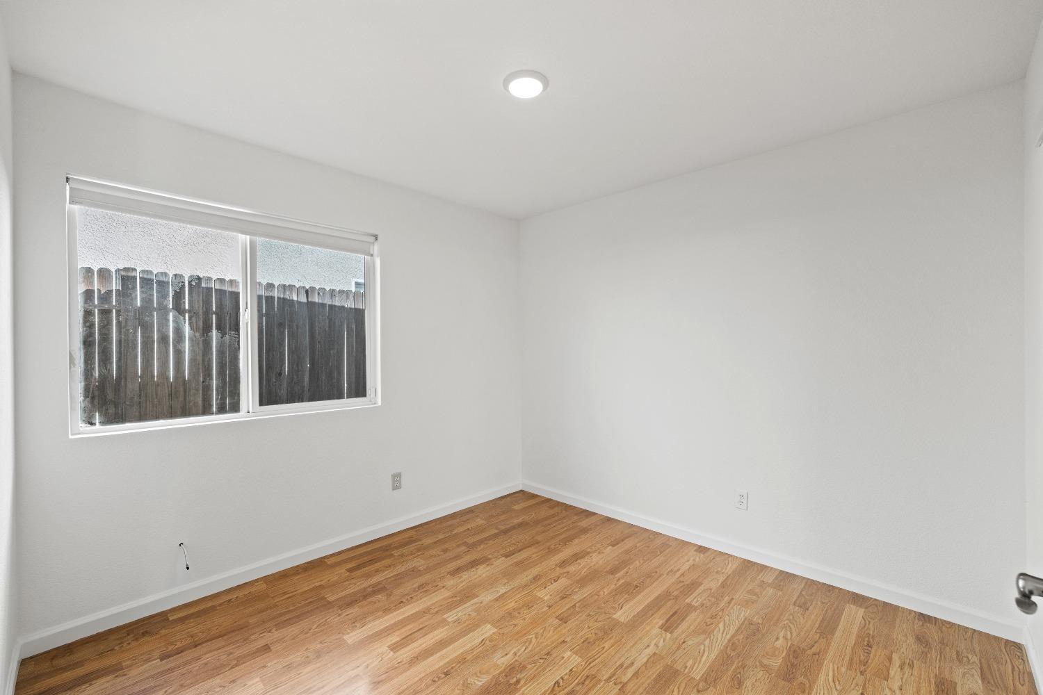 9078 Devon Crest Way