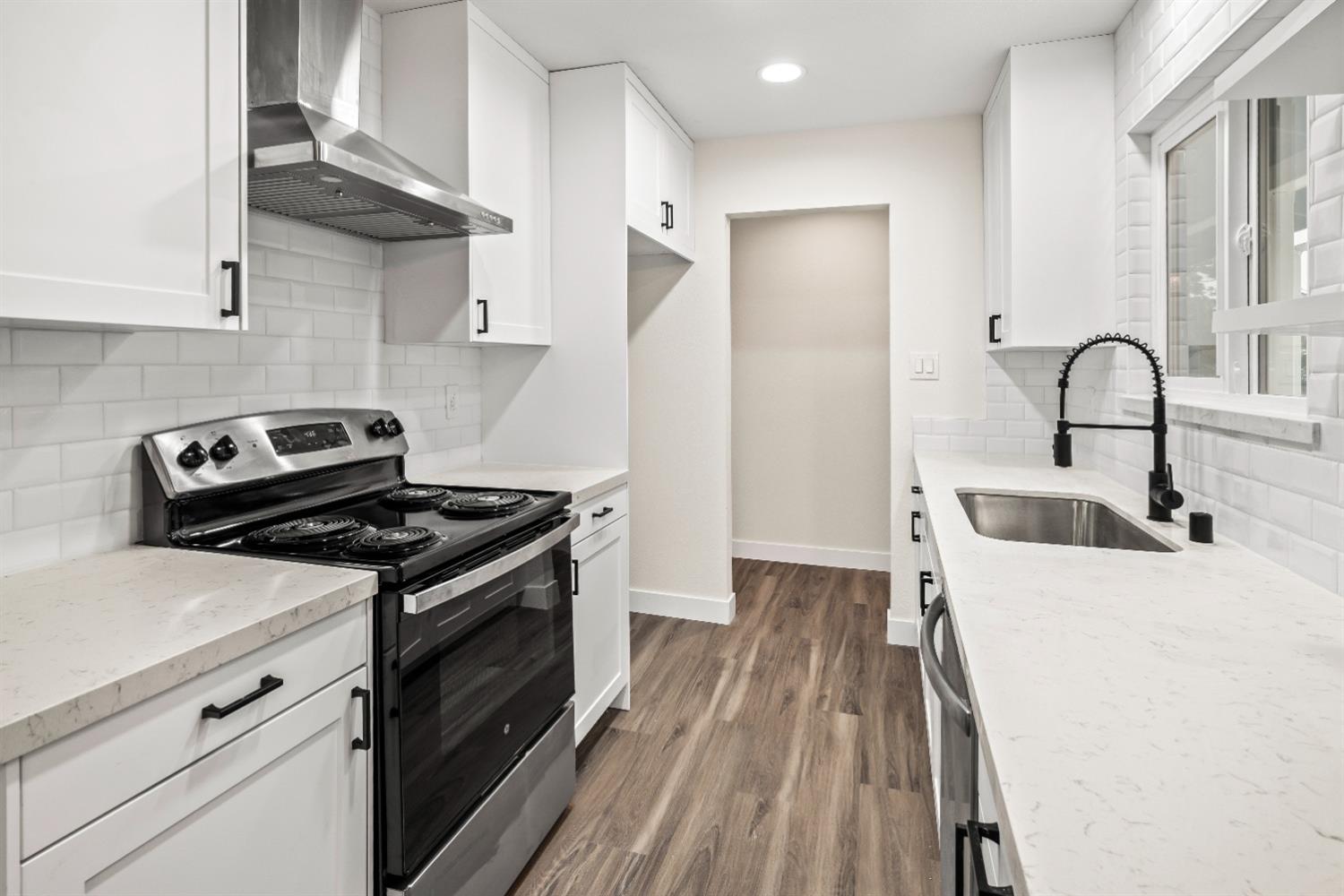 9948 Lincoln Village Drive