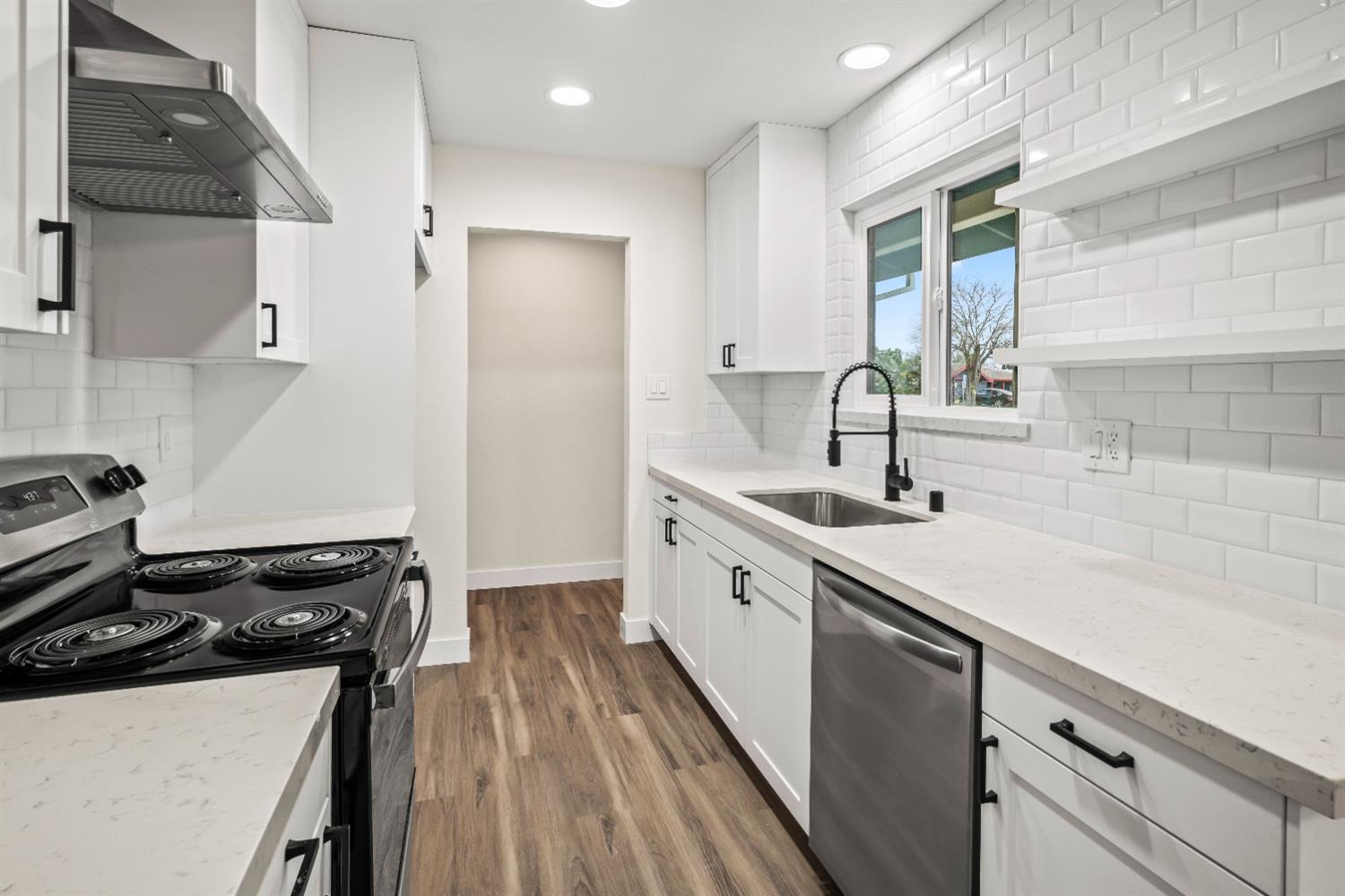 9948 Lincoln Village Drive