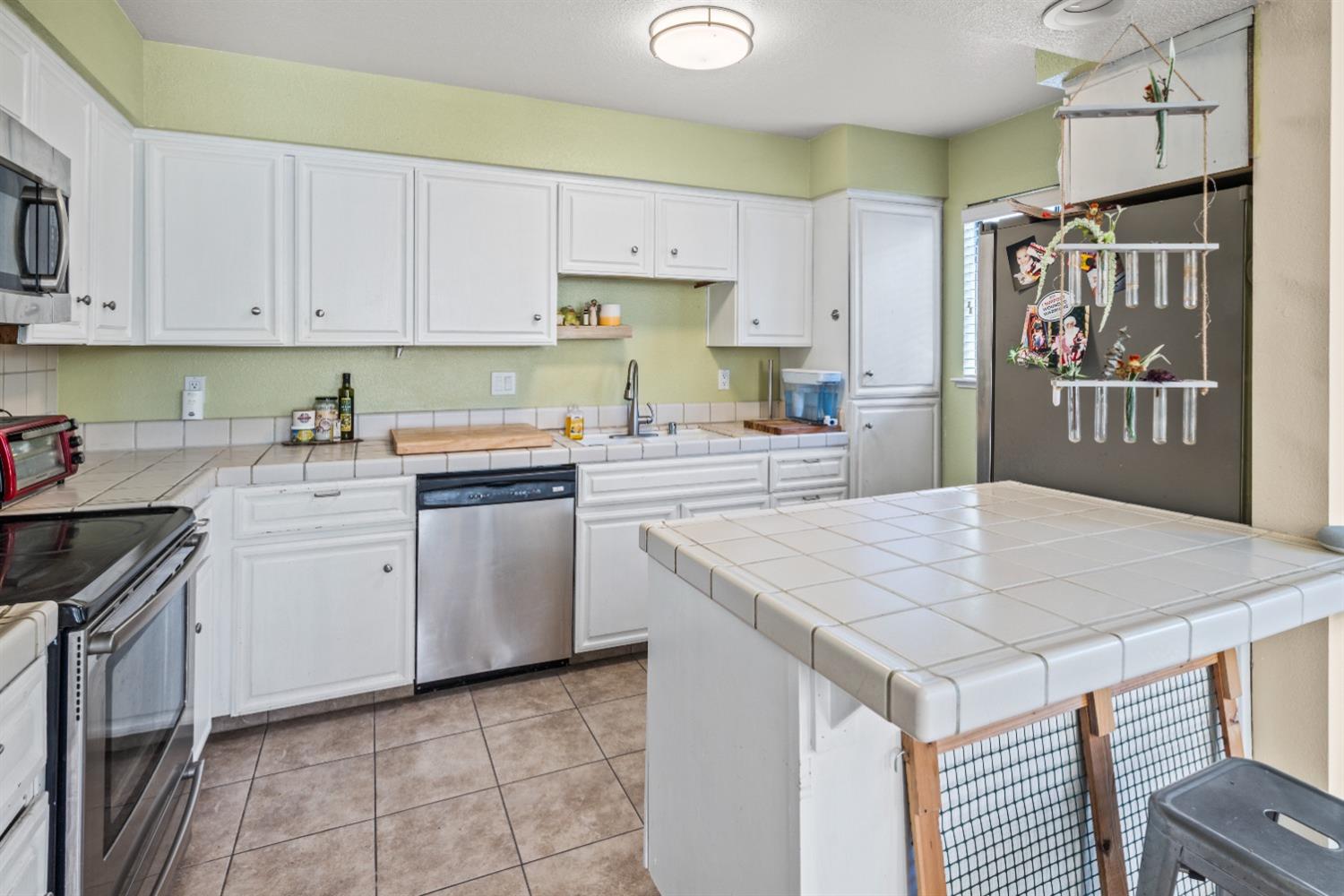 8124 Briar Ridge Lane