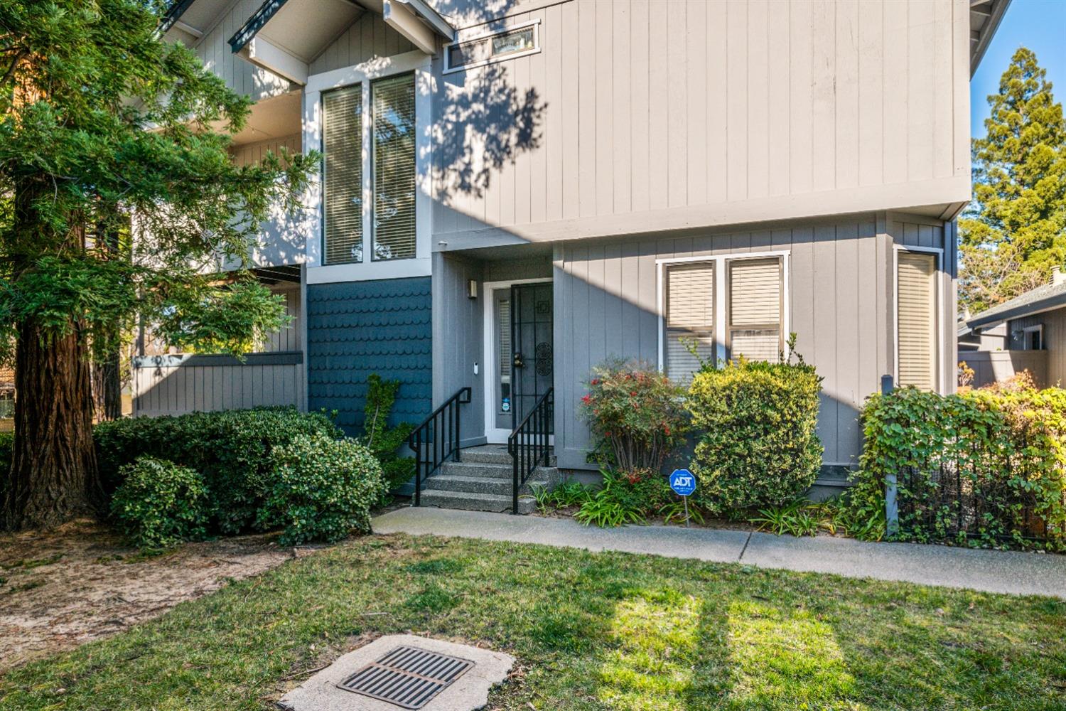 8124 Briar Ridge Lane