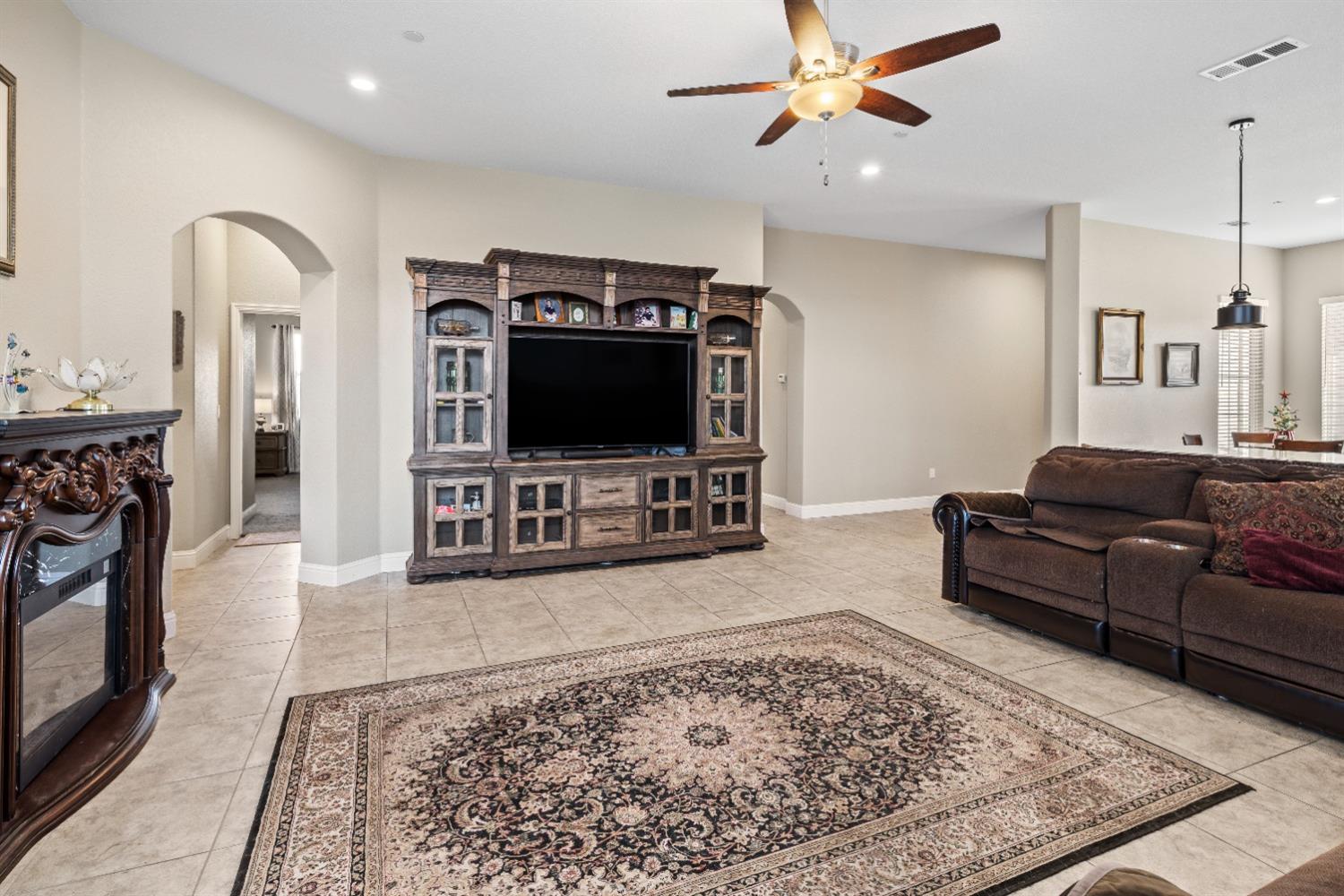 2643 Stephen Robert Lane