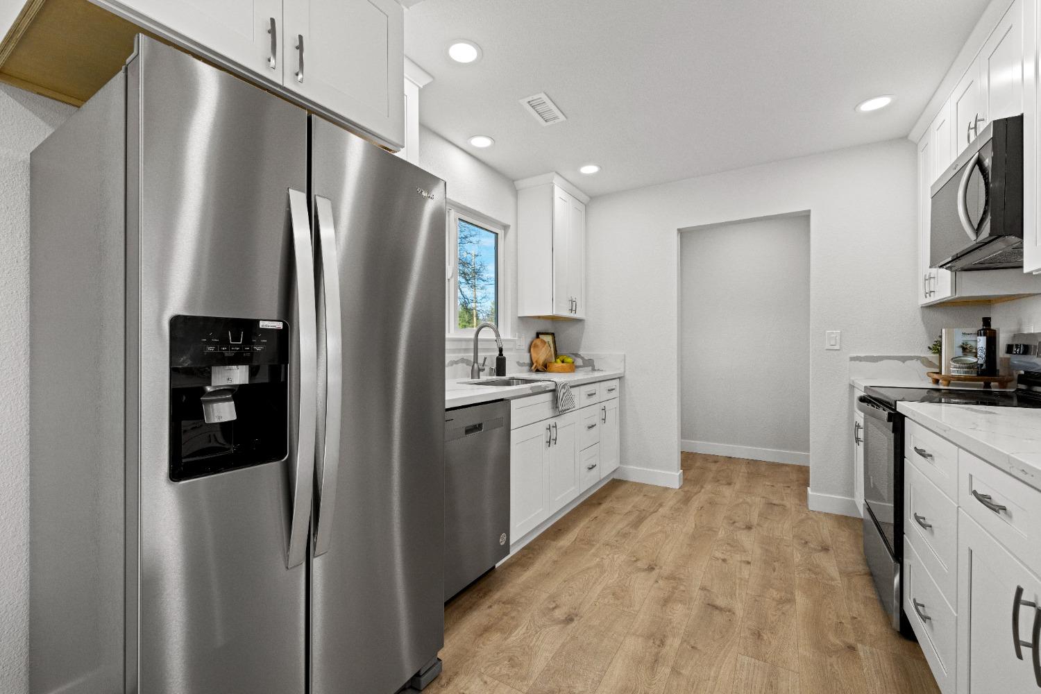 6541 Crystal Boulevard