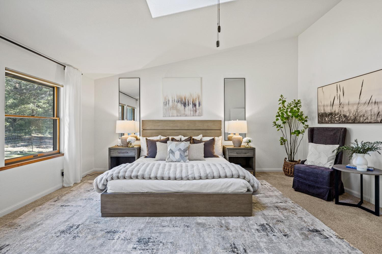 2689 Ivy Knoll Drive