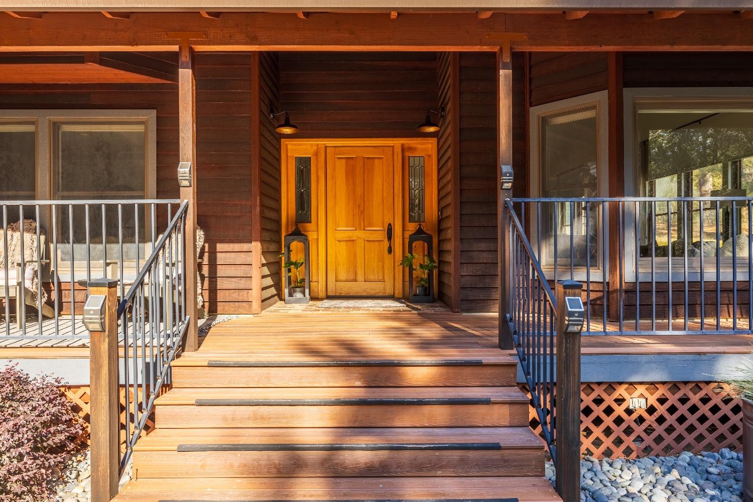 2689 Ivy Knoll Drive