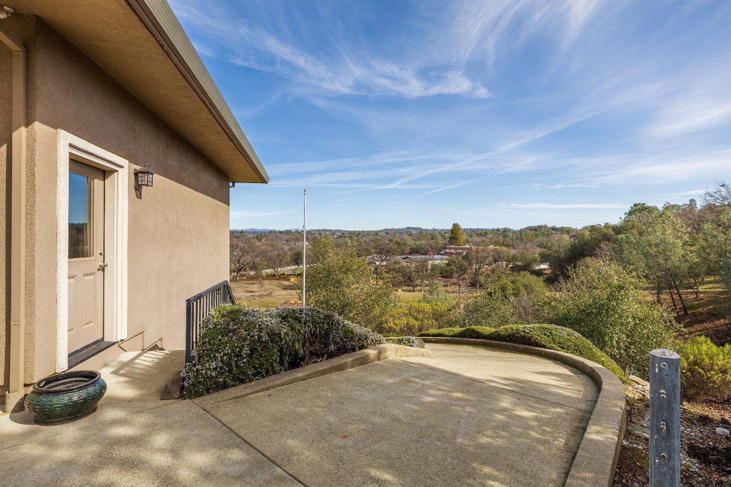 2437 Chantrelle Court