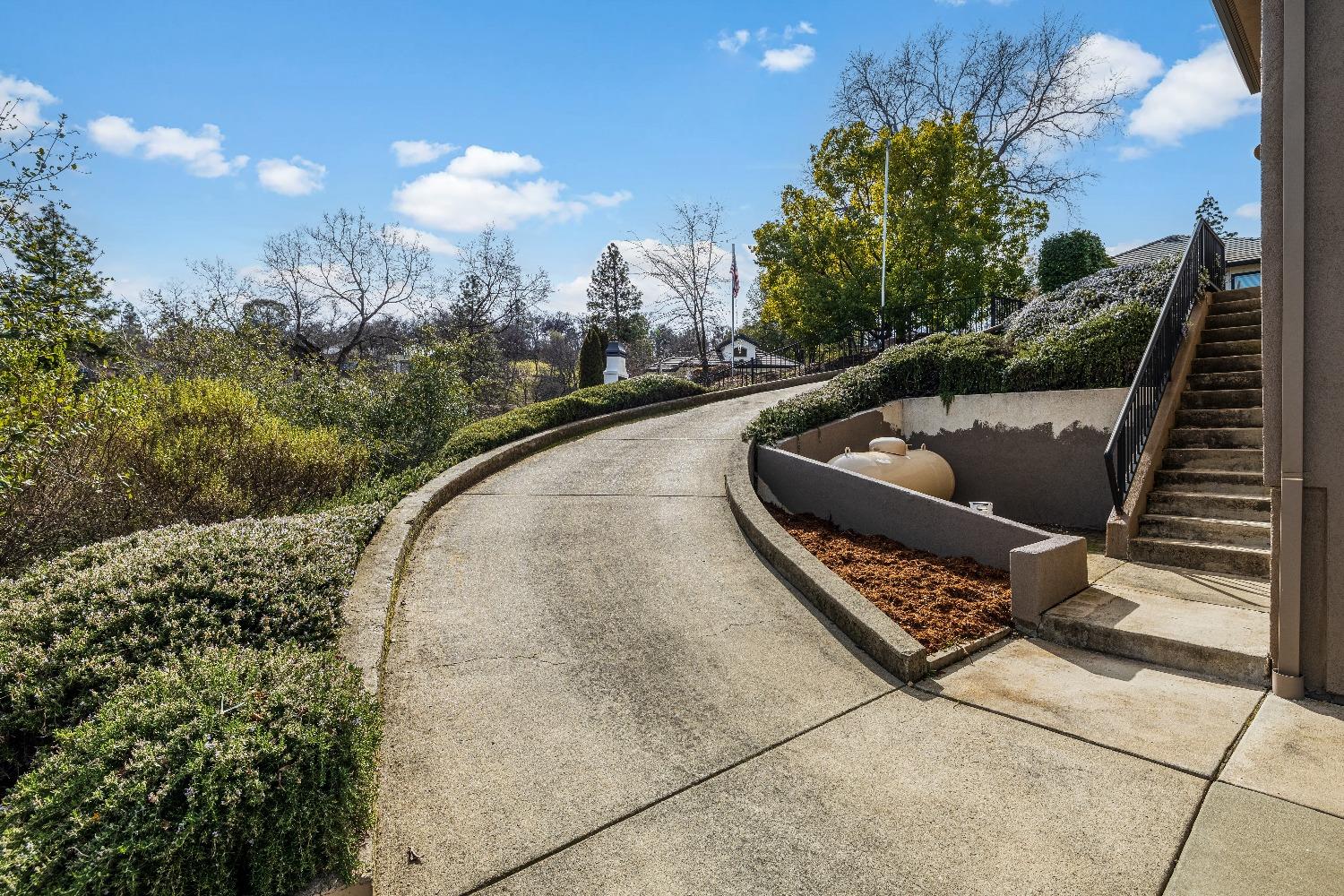 2437 Chantrelle Court