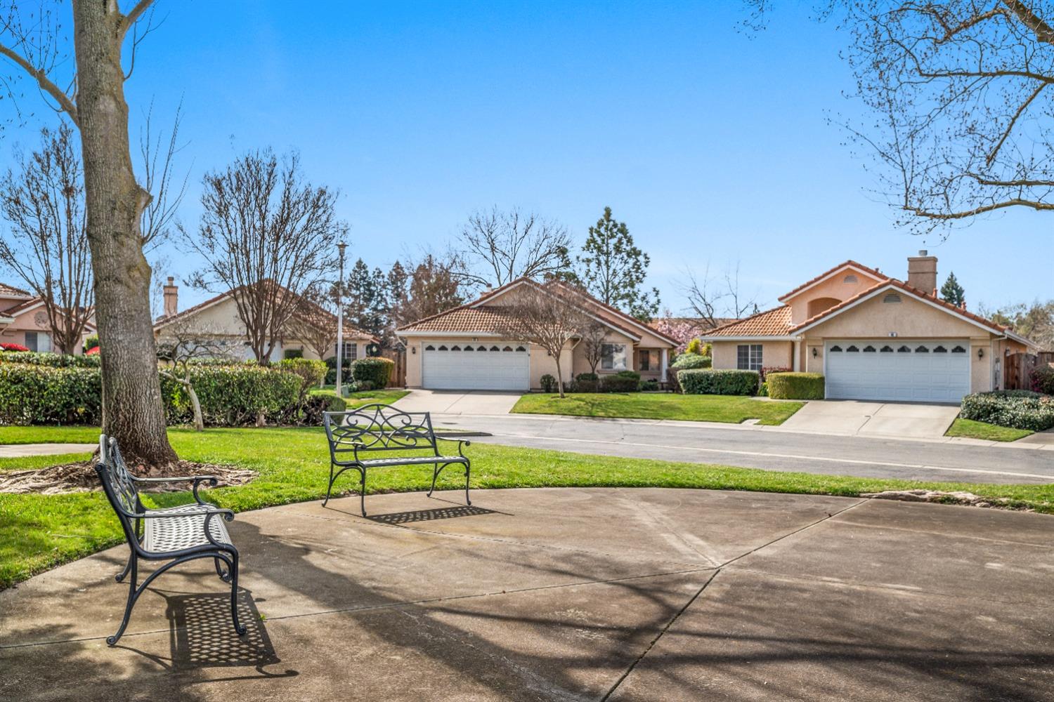 52 Bonaventure Court