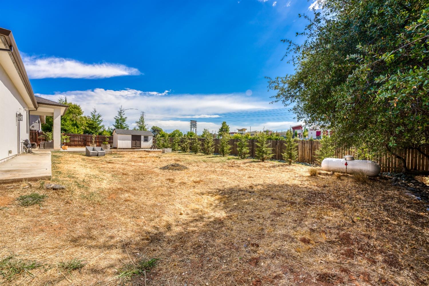 3262 Country Club Drive